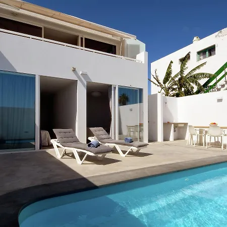 Spacious In Puerto Del Carmen With Swimming Pool Vila *