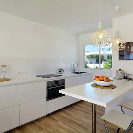 Spacious In Puerto Del Carmen With Swimming Pool * Tias